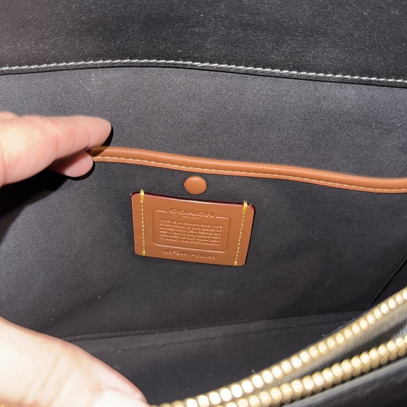 Coach Empire 35 - Picture 11 of 12